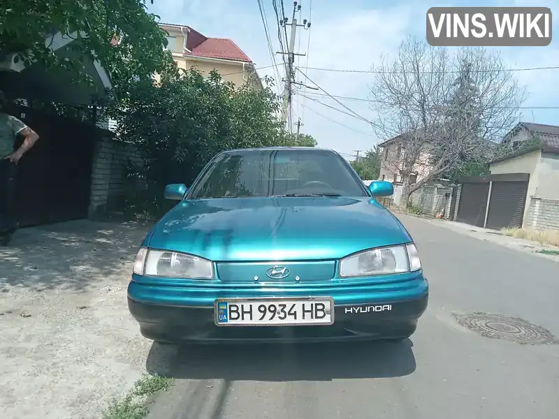 Седан Hyundai Lantra 1992 1.6 л. Ручна / Механіка обл. Одеська, Одеса - Фото 1/16