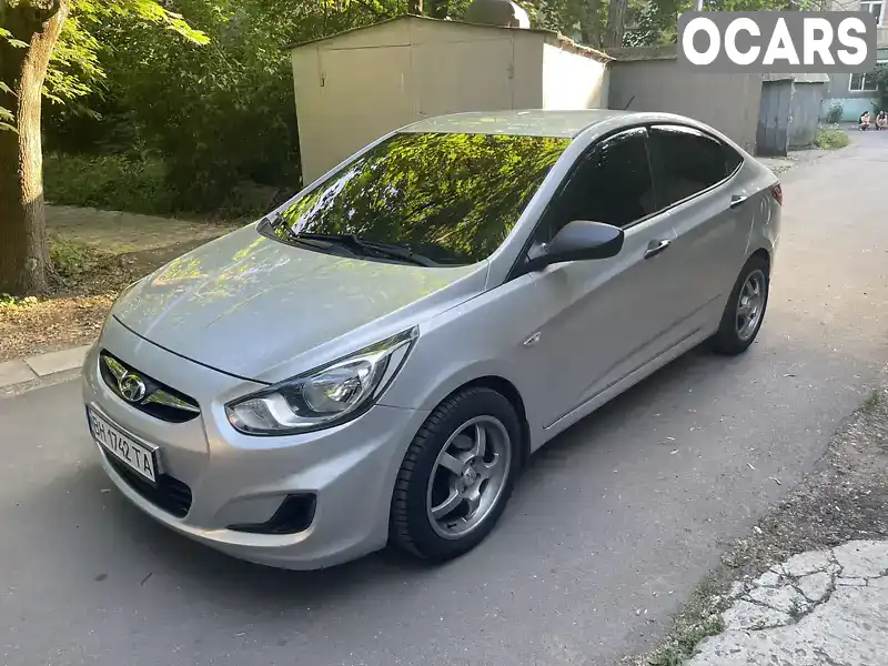 Седан Hyundai Accent 2011 1.4 л. Автомат обл. Одеська, Одеса - Фото 1/21