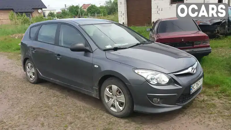 Універсал Hyundai i30 2010 1.6 л. Ручна / Механіка обл. Донецька, Олександрівка - Фото 1/18