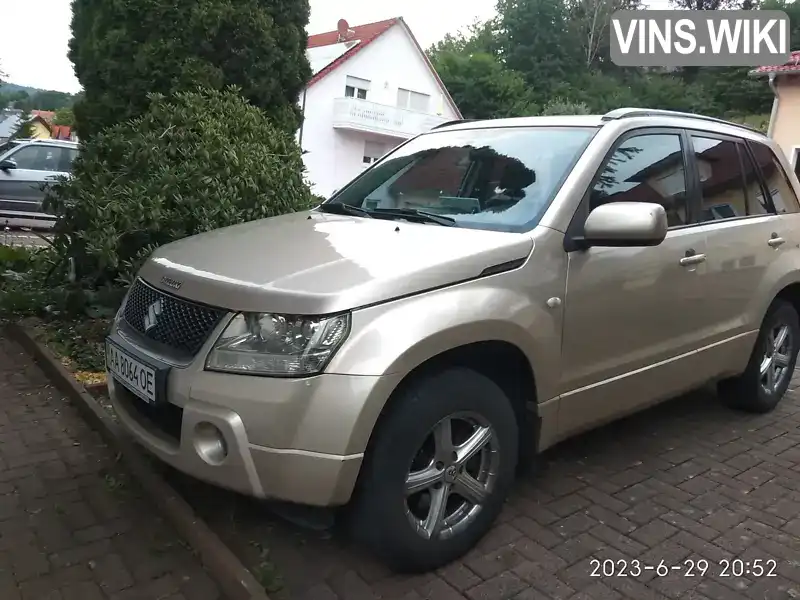 Позашляховик / Кросовер Suzuki Grand Vitara 2006 2 л. Автомат обл. Київська, Київ - Фото 1/18