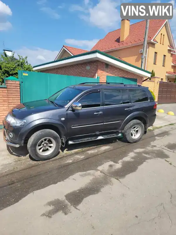 Позашляховик / Кросовер Mitsubishi Pajero Sport 2012 2.5 л. Ручна / Механіка обл. Дніпропетровська, Дніпро (Дніпропетровськ) - Фото 1/6