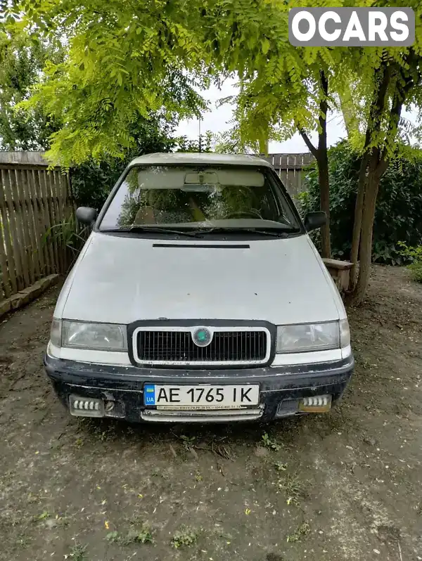 Хетчбек Skoda Felicia 2001 1.6 л. Ручна / Механіка обл. Дніпропетровська, Павлоград - Фото 1/8