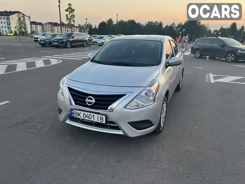 Седан Nissan Versa 2018 1.6 л. Автомат обл. Рівненська, Рівне - Фото 1/21