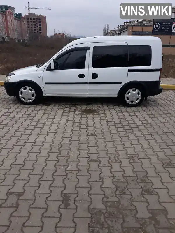 Мінівен Opel Combo 2007 1.7 л. Ручна / Механіка обл. Чернівецька, Чернівці - Фото 1/8