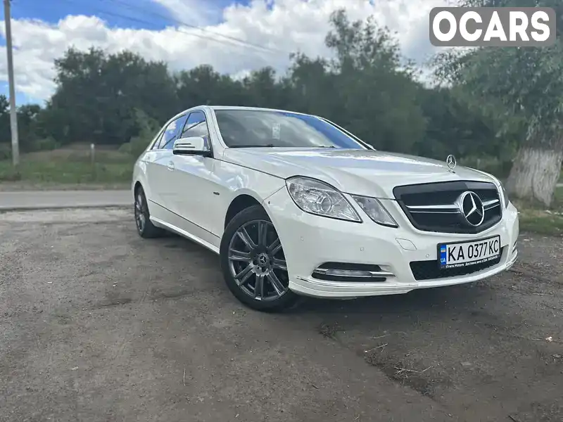 Седан Mercedes-Benz E-Class 2011 3 л. Автомат обл. Сумська, Ромни - Фото 1/21