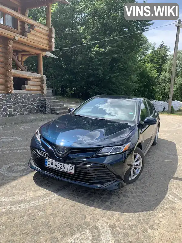 Седан Toyota Camry 2020 2.5 л. Автомат обл. Черкаська, Корсунь-Шевченківський - Фото 1/21