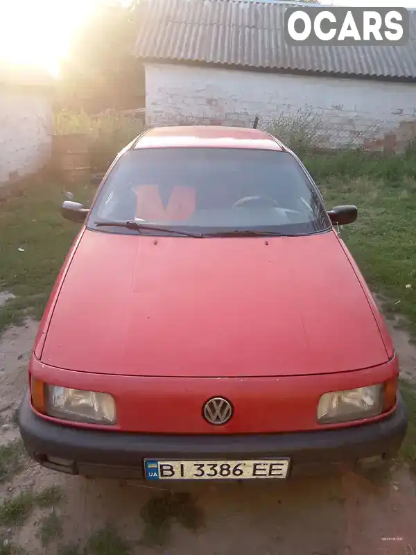 Седан Volkswagen Passat 1988 1.6 л. Ручная / Механика обл. Полтавская, Горишние Плавни (Комсомольск) - Фото 1/5