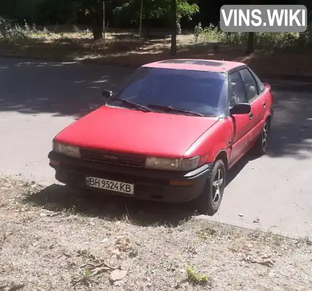 Ліфтбек Toyota Corolla 1990 1.3 л. Ручна / Механіка обл. Одеська, Одеса - Фото 1/4