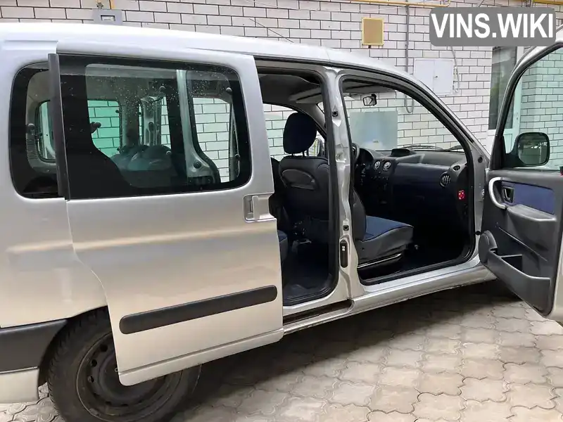 Минивэн Citroen Berlingo 2004 1.59 л. Ручная / Механика обл. Житомирская, Житомир - Фото 1/21