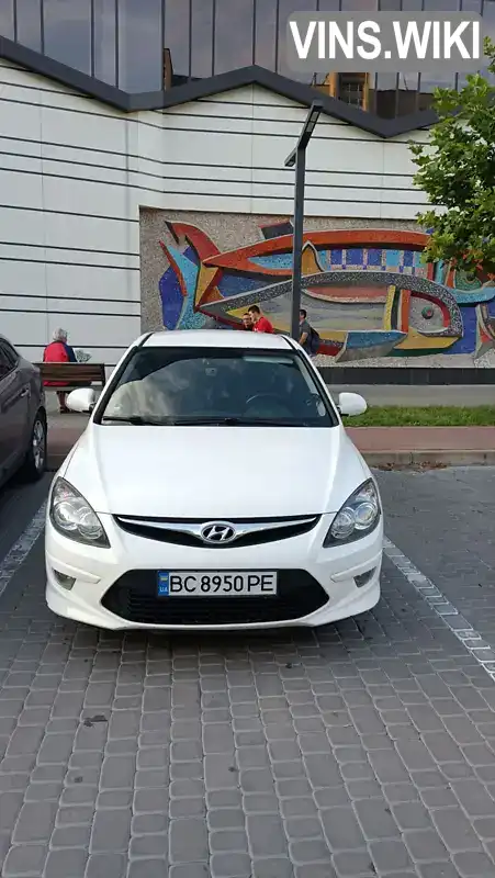 Хетчбек Hyundai i30 2011 1.58 л. Ручна / Механіка обл. Львівська, Львів - Фото 1/13