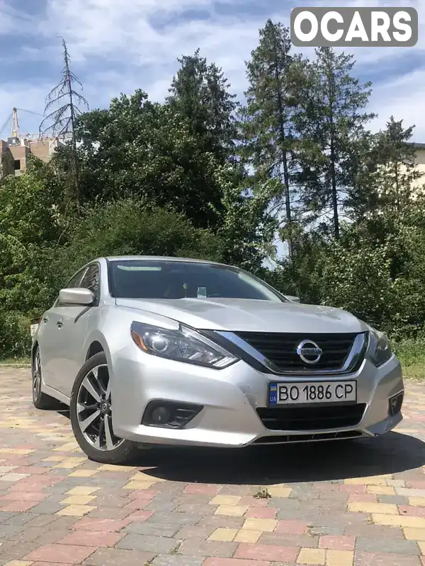 Седан Nissan Altima 2017 2.5 л. Вариатор обл. Тернопольская, Тернополь - Фото 1/18