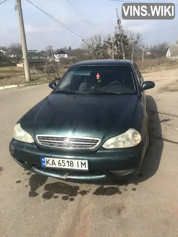 Седан Kia Clarus 1998 2 л. Ручная / Механика обл. Киевская, Белая Церковь - Фото 1/6