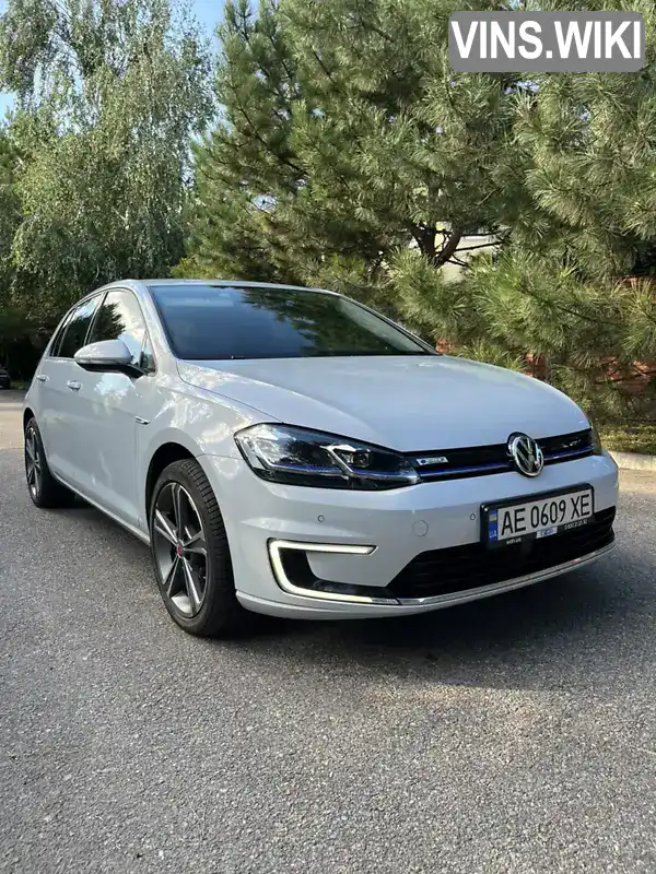 Хэтчбек Volkswagen e-Golf 2017 null_content л. Автомат обл. Днепропетровская, Днепр (Днепропетровск) - Фото 1/16