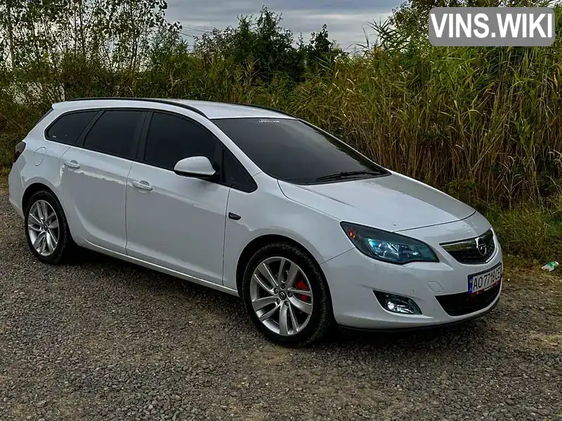 W0LPD8EG4B8044898 Opel Astra 2011 Універсал 1.7 л. Фото 4