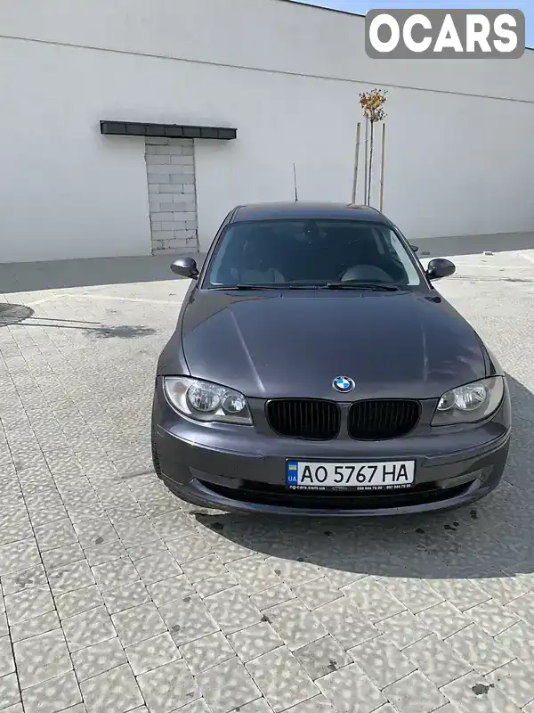 Хэтчбек BMW 1 Series 2007 2 л. Ручная / Механика обл. Закарпатская, Ужгород - Фото 1/16