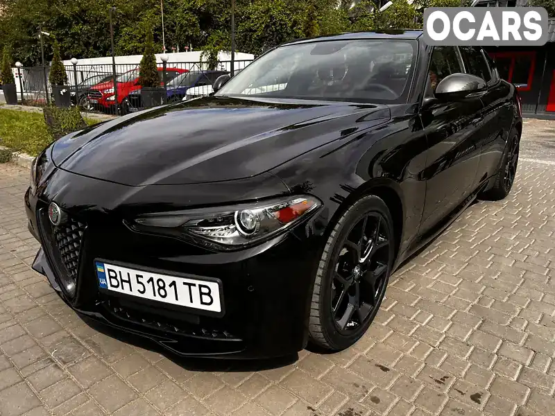 Седан Alfa Romeo Giulia 2019 2 л. Автомат обл. Одеська, Одеса - Фото 1/21