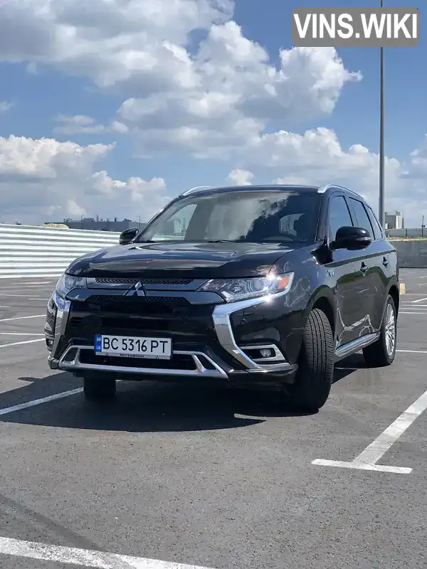 Позашляховик / Кросовер Mitsubishi Outlander 2019 2 л. Автомат обл. Львівська, Львів - Фото 1/21