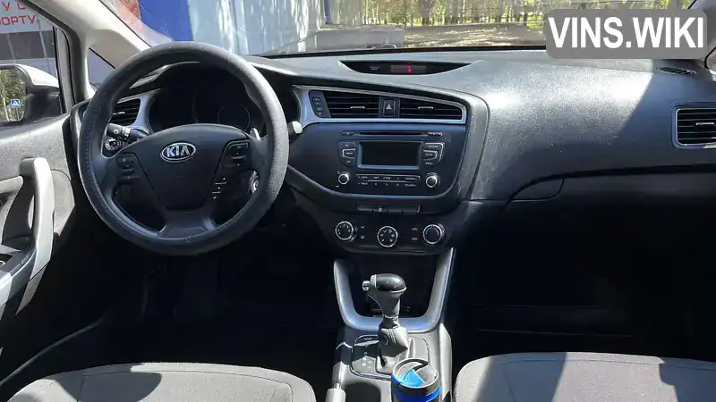 U5YHM512BJL354711 Kia Ceed 2018 Хетчбек 1.59 л. Фото 5