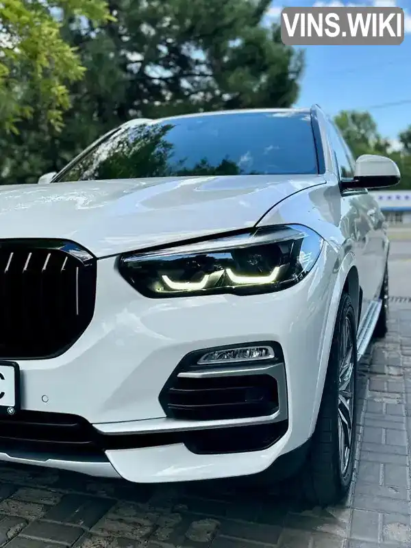 5UXCR6C55KLL01196 BMW X5 2018 Внедорожник / Кроссовер 3 л. Фото 3