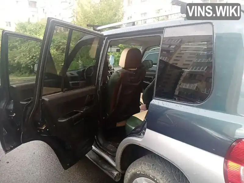 Внедорожник / Кроссовер Mitsubishi Pajero Pinin 2005 2 л. Ручная / Механика обл. Закарпатская, Мукачево - Фото 1/14