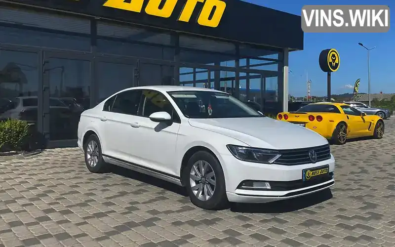 Седан Volkswagen Passat 2015 1.6 л. Ручна / Механіка обл. Закарпатська, Мукачево - Фото 1/19