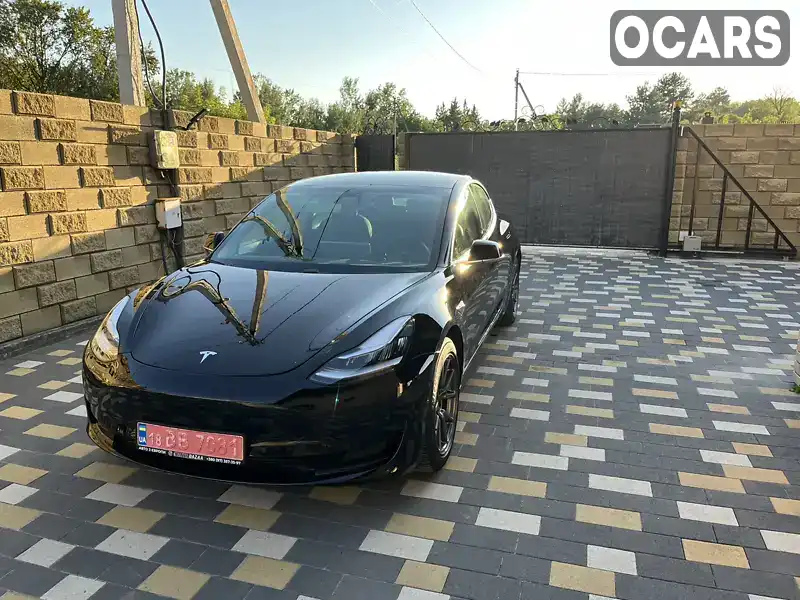 Седан Tesla Model 3 2020 null_content л. Автомат обл. Ровенская, Ровно - Фото 1/21