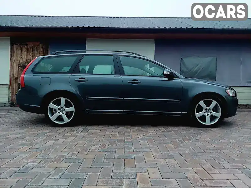 Універсал Volvo V50 2010 1.6 л. Ручна / Механіка обл. Чернівецька, Чернівці - Фото 1/11