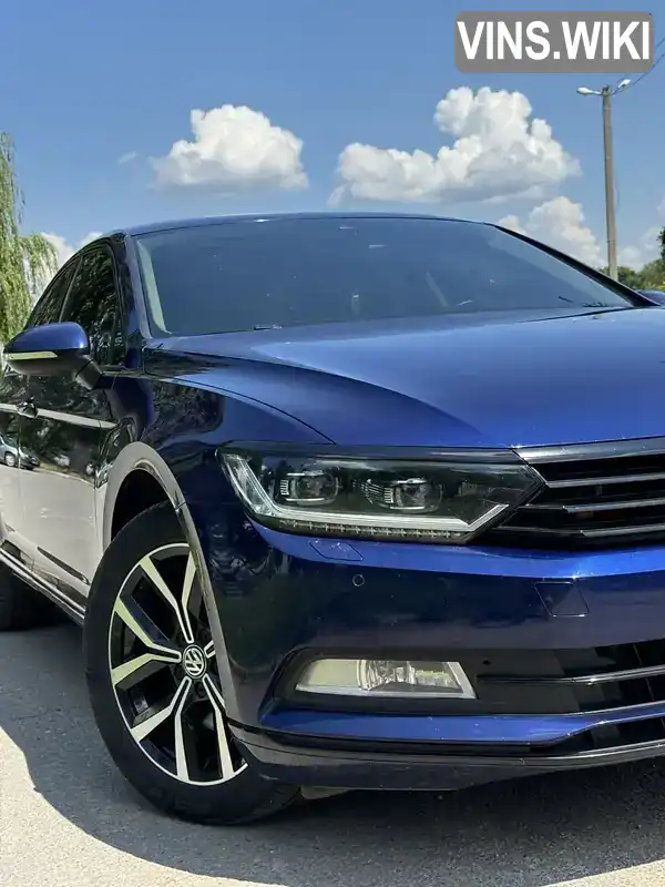 Седан Volkswagen Passat 2018 2 л. Робот обл. Донецька, Покровськ (Красноармійськ) - Фото 1/21