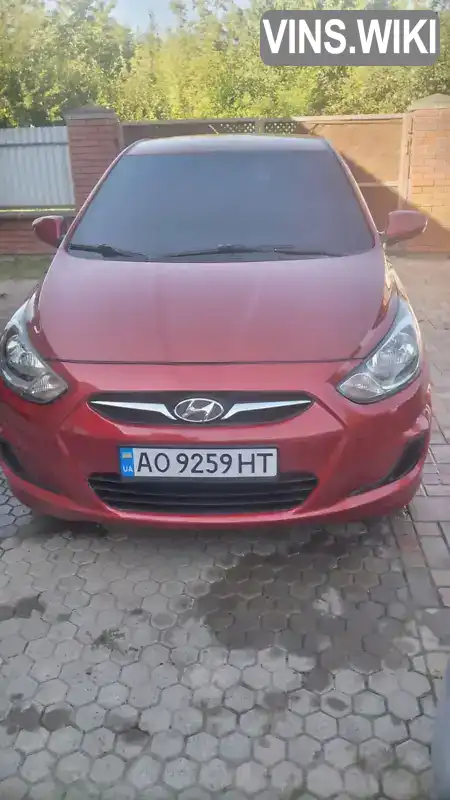 Седан Hyundai Accent 2012 1.4 л. Автомат обл. Закарпатская, Ужгород - Фото 1/11