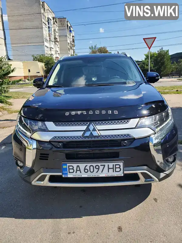 Позашляховик / Кросовер Mitsubishi Outlander 2018 2.36 л. Варіатор обл. Кіровоградська, Кропивницький (Кіровоград) - Фото 1/21