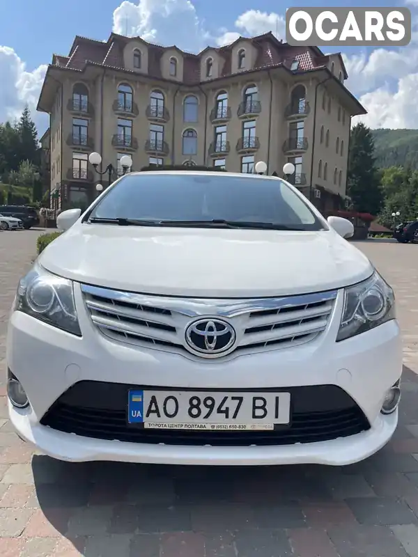 Седан Toyota Avensis 2015 2 л. Ручна / Механіка обл. Закарпатська, Міжгір'я - Фото 1/21