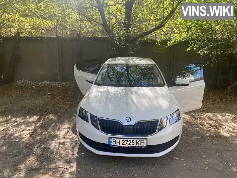 Ліфтбек Skoda Octavia 2019 1.6 л. Ручна / Механіка обл. Одеська, Одеса - Фото 1/9