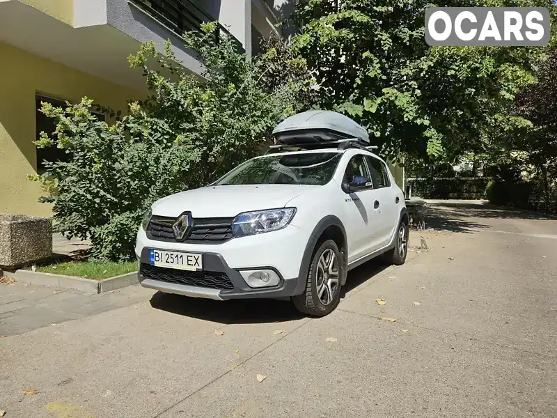 Хэтчбек Renault Sandero 2020 0.9 л. Ручная / Механика обл. Полтавская, Полтава - Фото 1/6