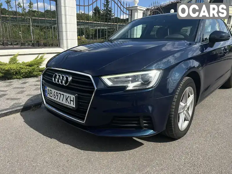 Хетчбек Audi A3 2019 1.6 л. Робот обл. Вінницька, Вінниця - Фото 1/21