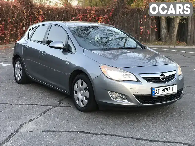 W0LPD6ED8AG062951 Opel Astra 2010 Хетчбек 1.6 л. Фото 2