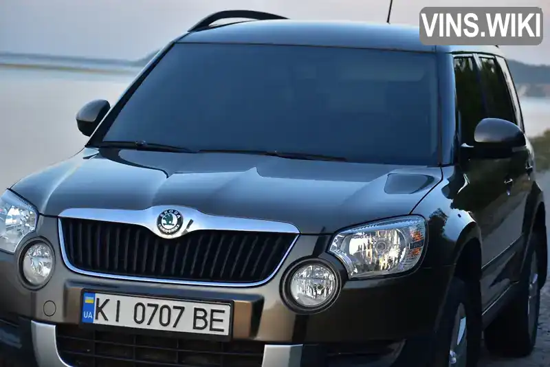 Внедорожник / Кроссовер Skoda Yeti 2012 2 л. Ручная / Механика обл. Киевская, Киев - Фото 1/7