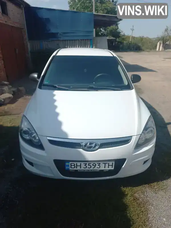 Хетчбек Hyundai i30 2010 1.4 л. Ручна / Механіка обл. Одеська, Балта - Фото 1/10