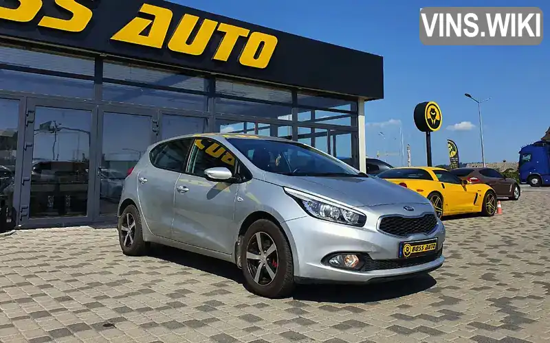 Хэтчбек Kia Ceed 2015 1.58 л. Ручная / Механика обл. Закарпатская, Мукачево - Фото 1/21