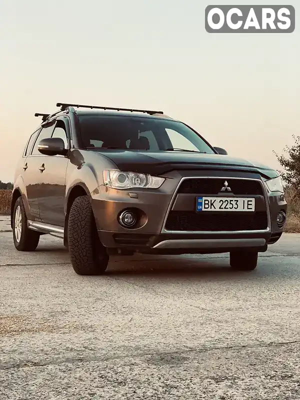 Позашляховик / Кросовер Mitsubishi Outlander 2009 1.97 л. Ручна / Механіка обл. Рівненська, Сарни - Фото 1/21