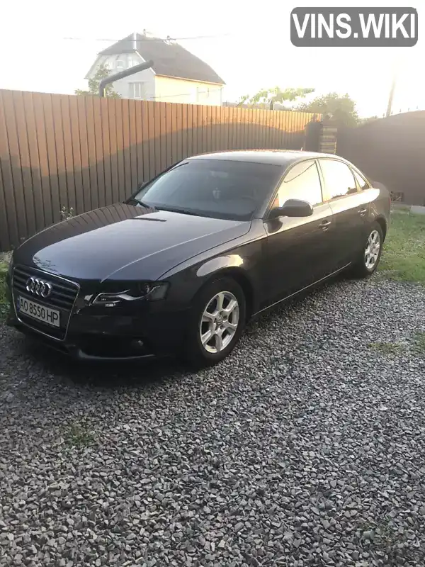 Седан Audi A4 2011 1.98 л. Ручна / Механіка обл. Закарпатська, Мукачево - Фото 1/9