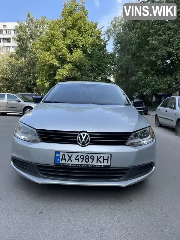 Седан Volkswagen Jetta 2013 1.98 л. Ручная / Механика обл. Харьковская, Харьков - Фото 1/5