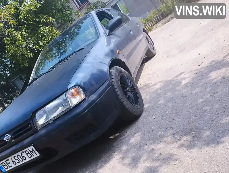 Седан Nissan Primera 1994 1.6 л. Ручна / Механіка обл. Миколаївська, Вознесенськ - Фото 1/12