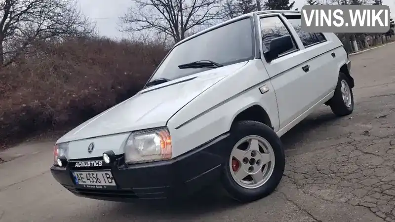 Хетчбек Skoda Favorit 1992 1.3 л. Ручна / Механіка обл. Дніпропетровська, Кривий Ріг - Фото 1/9