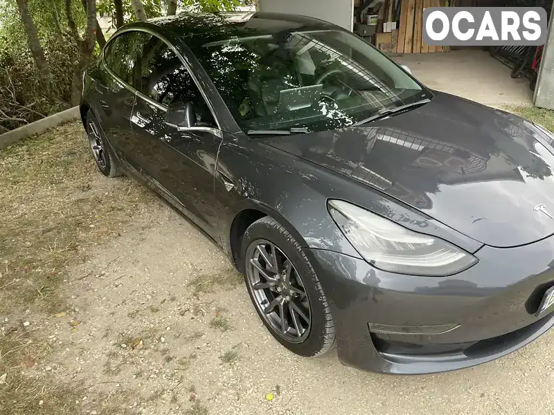 5YJ3E1EA6LF743483 Tesla Model 3 2020 Седан  Фото 4