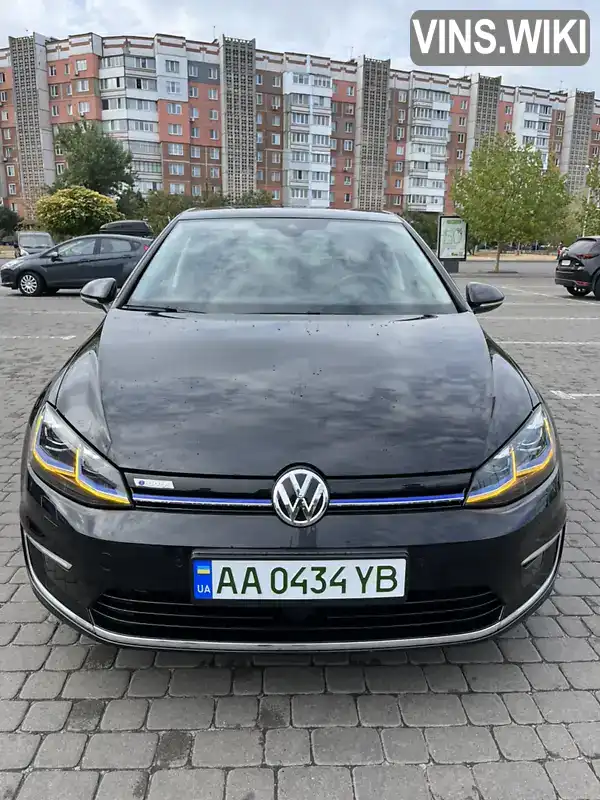 Хэтчбек Volkswagen e-Golf 2017 null_content л. Вариатор обл. Черкасская, Черкассы - Фото 1/21