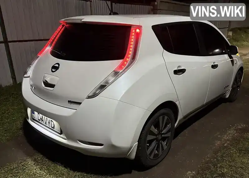 Хэтчбек Nissan Leaf 2015 null_content л. Автомат обл. Одесская, Одесса - Фото 1/21