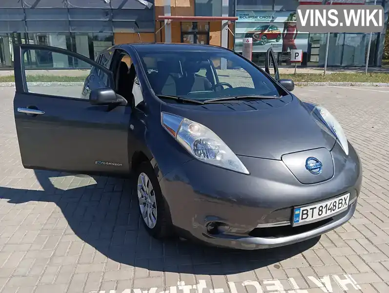 Хэтчбек Nissan Leaf 2013 null_content л. Вариатор обл. Херсонская, Херсон - Фото 1/11