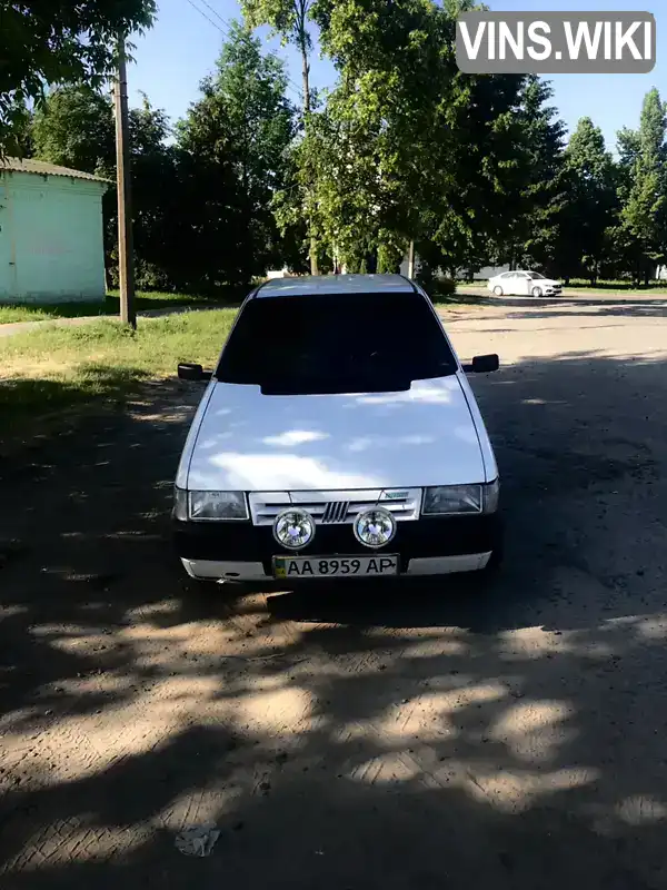 Хетчбек Fiat Uno 1991 1.7 л. Ручна / Механіка обл. Рівненська, Радивилів - Фото 1/10