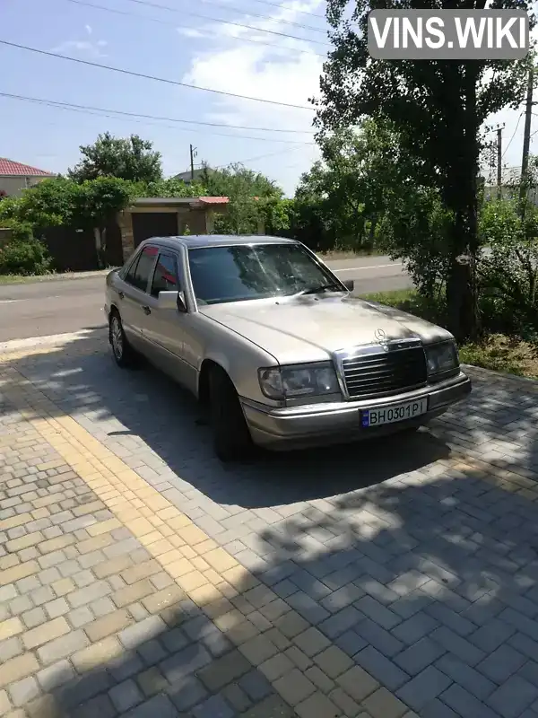 Седан Mercedes-Benz E-Class 1993 2.8 л. обл. Одесская, Одесса - Фото 1/12