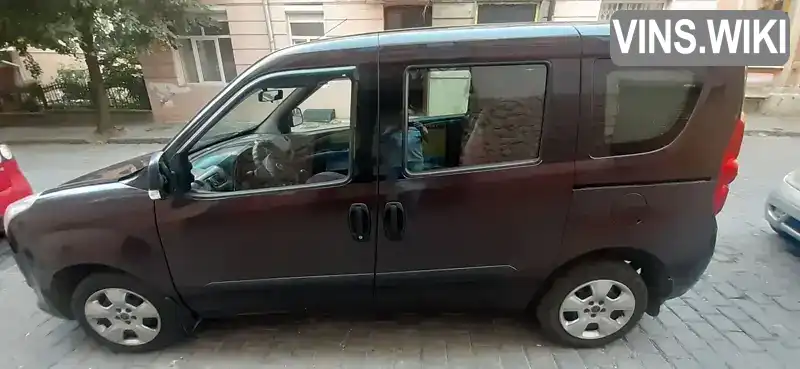 Мінівен Fiat Doblo 2013 1.3 л. Ручна / Механіка обл. Чернівецька, Чернівці - Фото 1/9